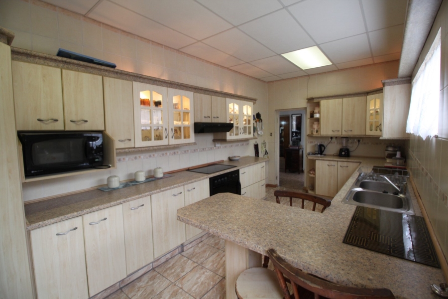 4 Bedroom Property for Sale in West End Eastern Cape